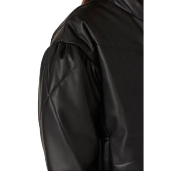 Sea New York
Black Faux Leather Puff Jacket size small fits oversized up to Med - Picture 7 of 13
